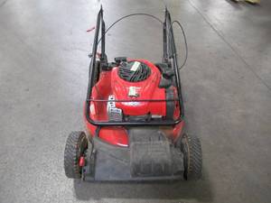 Troy-bilt 21 in. 140 cc 550e Series Briggs & Stratton Gas Walk Behind Self Propelled Lawn Mower TriAction Cutting System TB200