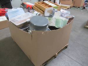 WHOLESALE MIXED PALLET OF MISCELLANEOUS POTS, PANS, KITCHEN STORAGE ACCESSORIES AND MORE