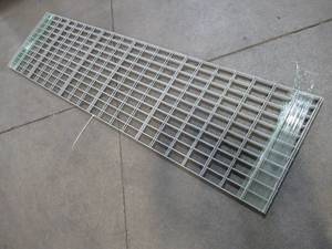 (4) Steel Welded Wire Mesh. Measures Approximately 84 14 x 22 14.