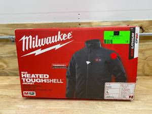 lot 12 image: MILWAUKEE Mens Large M12 12-Volt Lithium-Ion Cordless Black Heated Jacket Kit