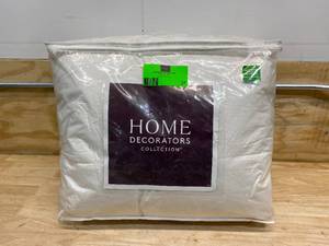 lot 37 image: HOME DECORATORS COLLECTION Lightweight Down White Cotton King Comforter