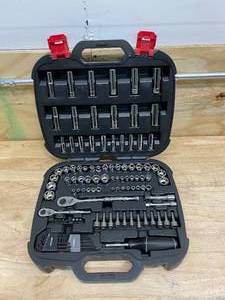 lot 90 image: HUSKY 111-Piece 14 and 38 Drive Mechanics Tool Set