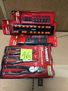 MIX LOT OF HUSKY TOOLS in good condition&nbsp
