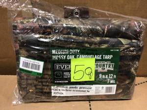 Everbilt 9 ft. x 12 ft. Mossy Oak Camouflage Tarp in good condition&nbsp