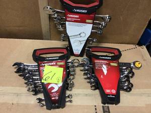 LOT OF SAE Ratcheting Combination Wrench Set by Husky in good condition&nbsp