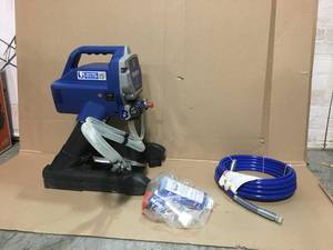 Graco Magnum X5 Airless Paint Sprayer in good condition