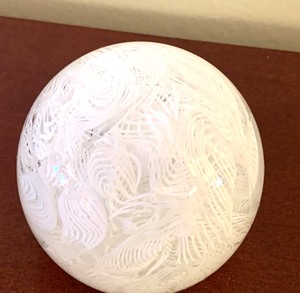 lot 102 image: Beautiful Paper Weight