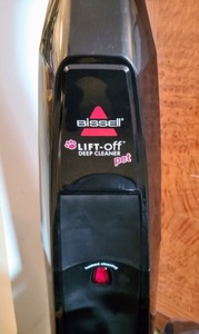 lot 38 image: Bissell Lift Off Deep Carpet Cleaner
