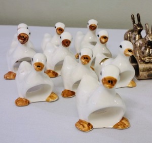 lot 108 image: Decorative Napkins Rings