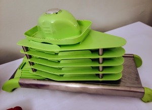 lot 137 image: Variety of Kitchen Gadgets