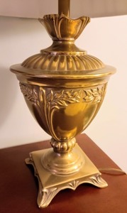 lot 146 image: Brass Table Lamp