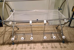 lot 152 image: Clothes Drying Rack & Two Over The Door Hanging Racks