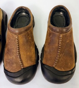 lot 177 image: Trio of Womens Leather Slip On Shoes