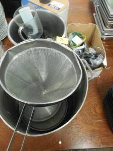 ASSORTED RESTERAUNT EQUIPMENT