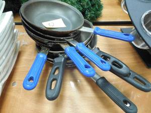 (8) SMALL FRY PANS
