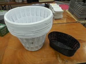 LAUNDRY BASKET LOT