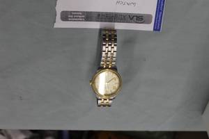 lot 35 image: Citizen Quartz Mens Wrist Watch