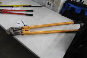 lot 58 image: Bolt Cutters 42