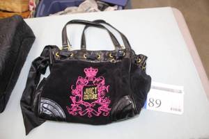 lot 89 image: Juicy Couture Womens Hand Bag