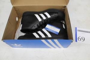 lot 69 image: Adidas Pro Model Womens Shoes Size 7-12
