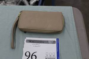 lot 96 image: Womens Wallet
