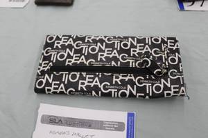 lot 98 image: Kenneth Cole Reaction Womens Wallet