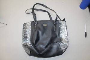 lot 91 image: Nicole by Karla Keller Womens Hand Bag