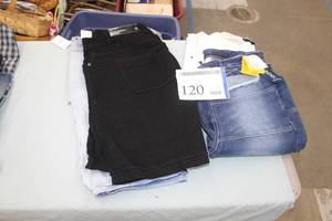 lot 120 image: Lot of (4) Womens Clothing - Jeans Size 33W, Skinny Fit Jeans Short Size 36W, Carbon Flat Front Jean Shorts 36W, Skinny Fit Jean Short 36W