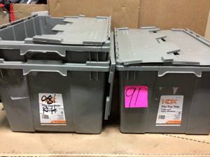 lot 91 image: 12 Gal. Commercial Gray Flip Top Tote by HDX