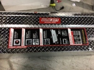 lot 103 image: Weather Guard 71.38 in. Diamond Plate Aluminum Full Size Crossbed Truck Tool Box