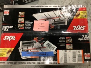 lot 113 image: 7.0 Amp 4-38 in. Corded Flooring Saw by Skil in good condition