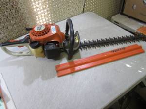 (RMDR) Stihl HS45 Gas Hedge Trimmer...