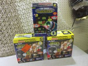 (RMC) Lot of 3 Holiday Projectors O...