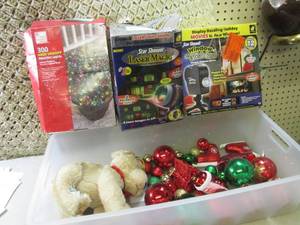 (EW5) Assorted Christmas...