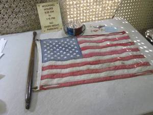 (EW5) Vintage US Flag, Front Boat L...