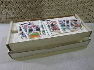 (RM1) Box of 1991 Upper Deck Baseba...