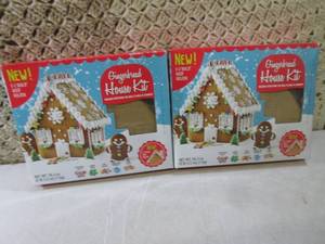 (B-2) Lot of 2 Gingerbread House Ki...