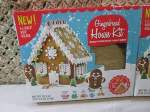 (B-2) Lot of 2 Gingerbread House Ki...