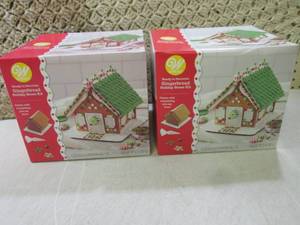 (EW4) Lot of 2 Gingerbread Holiday ...