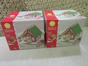 (EW4) Lot of 2 Gingerbread Holiday ...