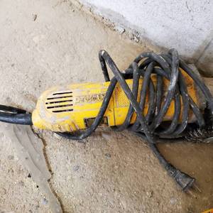 lot 041 image: Dewalt Grinder, Wagner Sander & Skilsaw Circular Saw