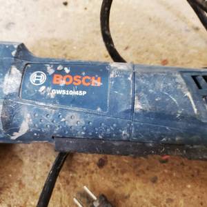 lot 042 image: 3 Electric Power Tools Bosch & Craftsman Grinders & Ryobi Orbital Sander