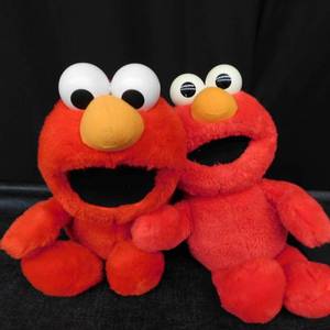 TICKLE ME ELMO