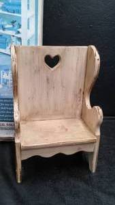 NEW IN BOX WOODEN SHELF AND WOODEN STOOL