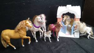KIDS HORSES