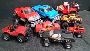 PLAY TRUCKS
