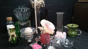 MISC CANDLE GLASS LOT WTH SHELLS.