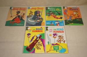 lot 9 image: Road Runner Comics