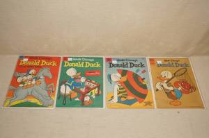 lot 49 image: Walt Disney Donald Duck Comics