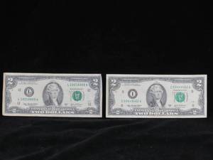 lot 27 image: 2 2003-A $2 Bills